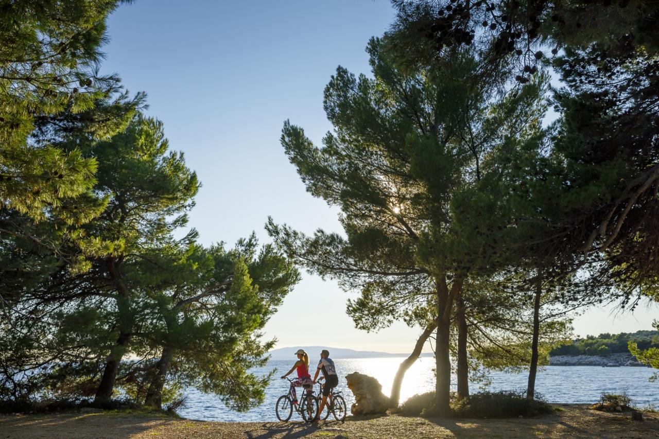 Valamar Camping Padova Banjol Exteriör bild