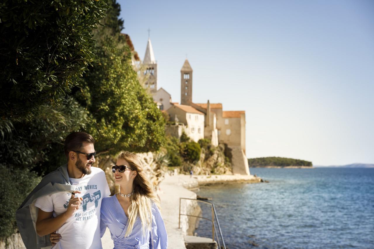 Valamar Camping Padova Banjol Exteriör bild