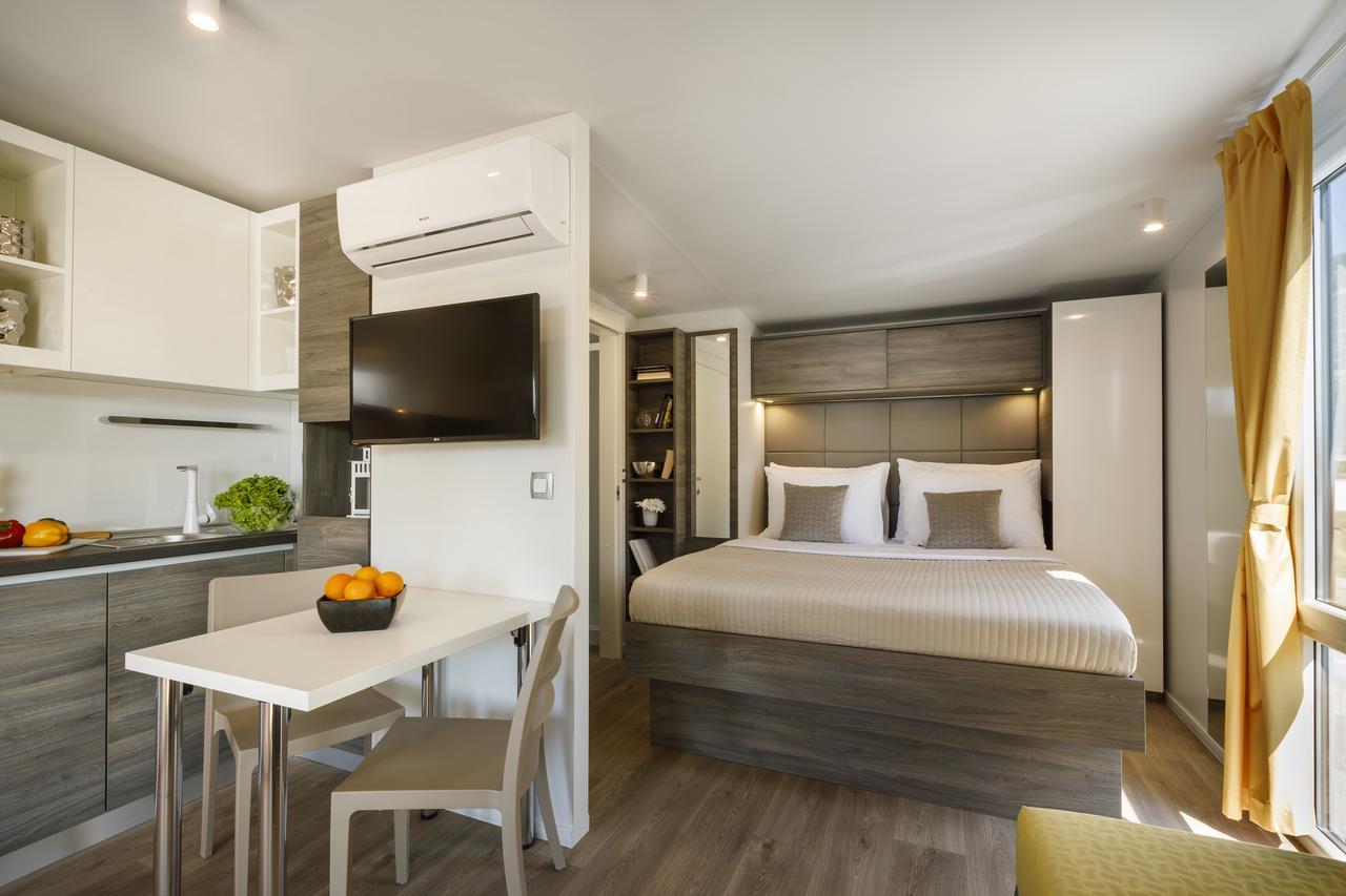 Valamar Camping Padova Banjol Exteriör bild