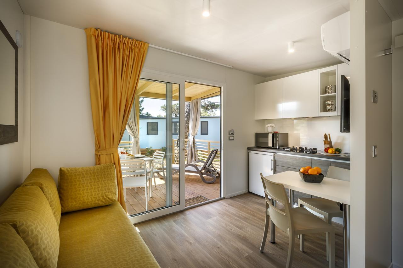 Valamar Camping Padova Banjol Exteriör bild