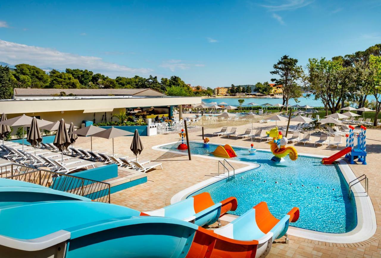 Valamar Camping Padova Banjol Exteriör bild